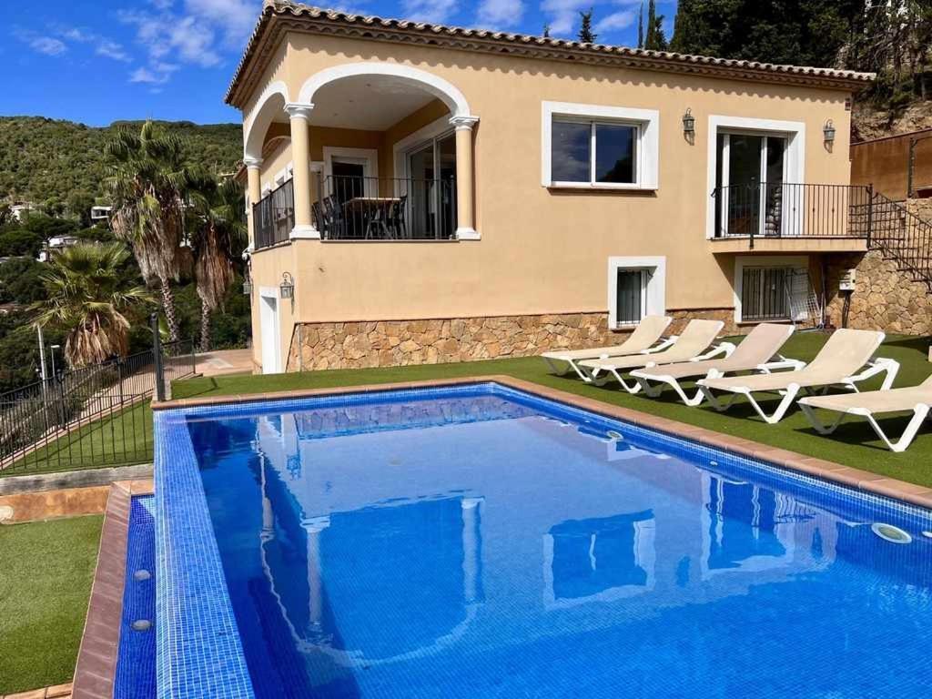 Willa Casa Mas Ambros Con Piscina Desbordante Calonge  Zewnętrze zdjęcie