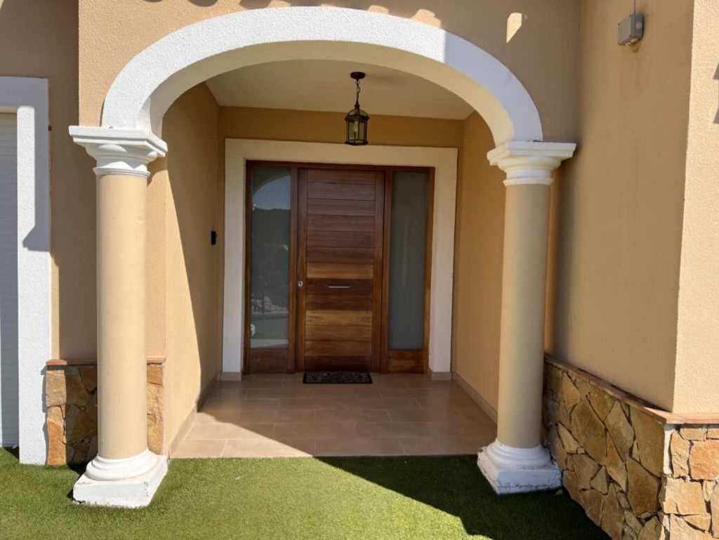 Willa Casa Mas Ambros Con Piscina Desbordante Calonge  Zewnętrze zdjęcie
